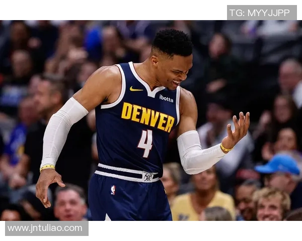 拉塞尔威斯布鲁克的篮球生涯与传奇时间回顾