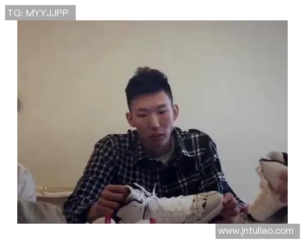 周琦正NBA火箭对阵掘金的卓越表现引发球迷热议与期望